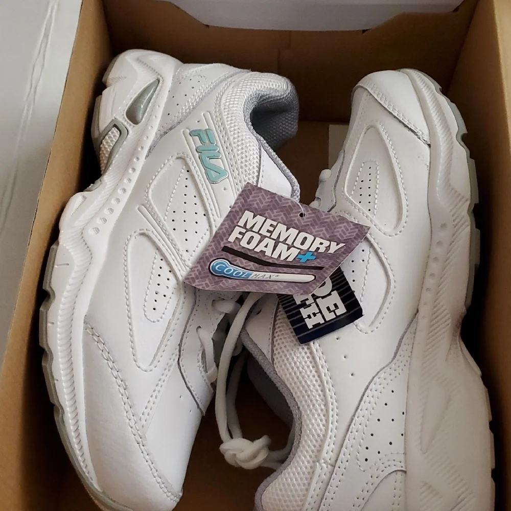 Fila Women's Sneakers - 7W - Picture 6 of 7